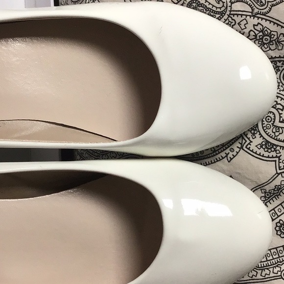 Paidian Wetlooks Patent Leather Wedge Shoe , White, gr.39 - Picture 6 of 6